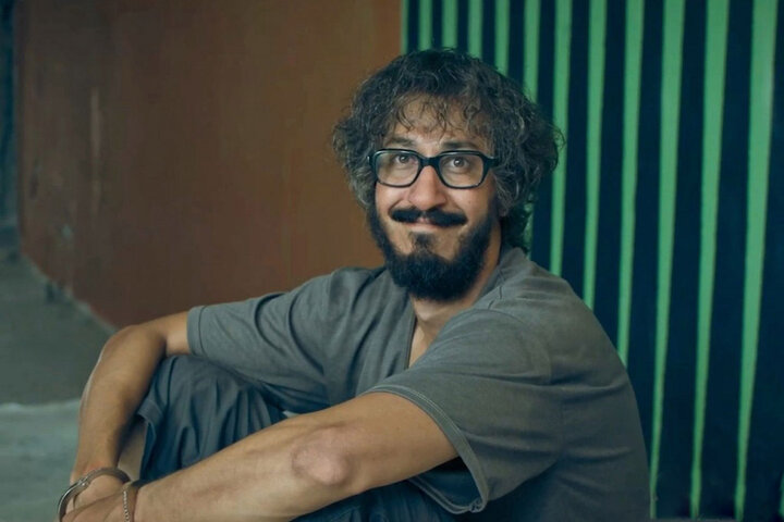 پیشتازی دوباره کمدی  در گیشه سینماها؛ این بار «مرد عینکی» جلودار شد!